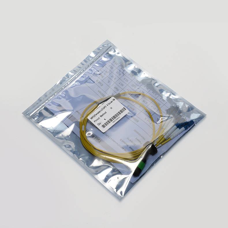 8 Fiber MPO 4LC Duplex Fiber Breakout Cable SM Blue Static Pack