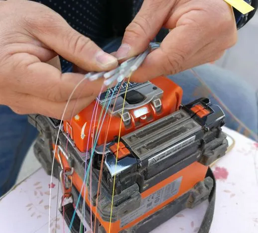 featured image for what are the fiber termination methods for optical fibers