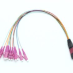12 fiber male mtp lc cassette om4 violet connectors plastic housing