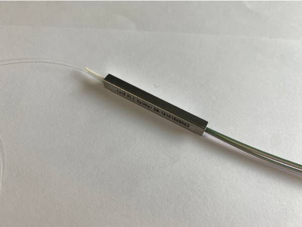passive optical network splitter 1x16 balanced ratio without connectors, g657a1 fiber, corning smf 28e, single mode