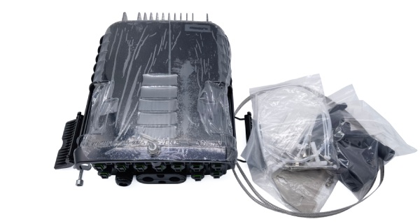 hyper optic broadband fiber distribution box, 16 sc adapters with rubber boot, black, pole mount, wall mount