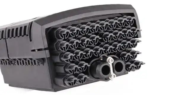 ip68 outdoor fiber box 32 ports ftth drop cable outlet, 2 cable glands, 1 mid span port, 48 cores max capacity with fiber termiantion tray