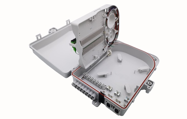 24 port plastic fiber access terminal box for 1x24 splitter, 1x16 splitter with sc connectors, outdoor use