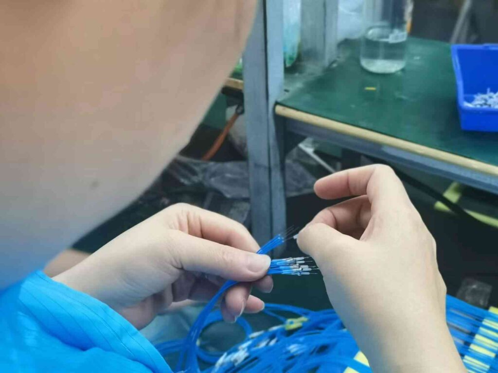 4. insert fiber into ferrule