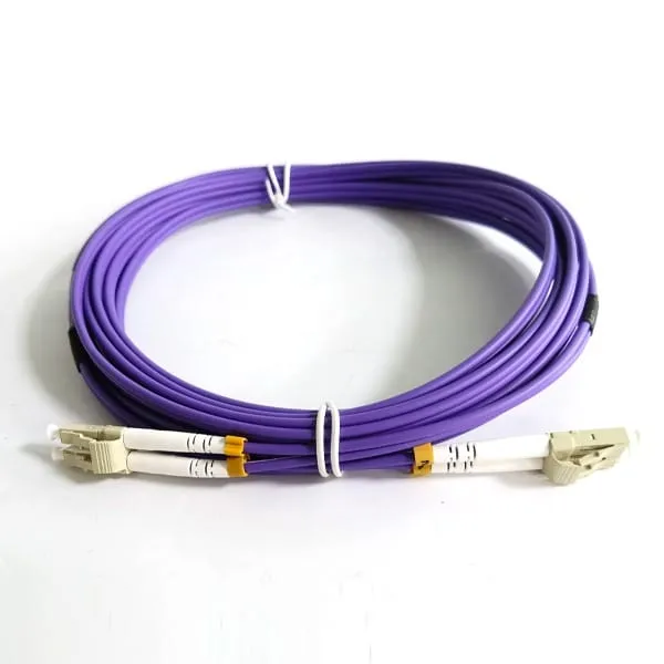 100g data center lc lc multimode patch cord om4 gigabit 50/125um g.651 fiber, violet pvc 3mm truck cable