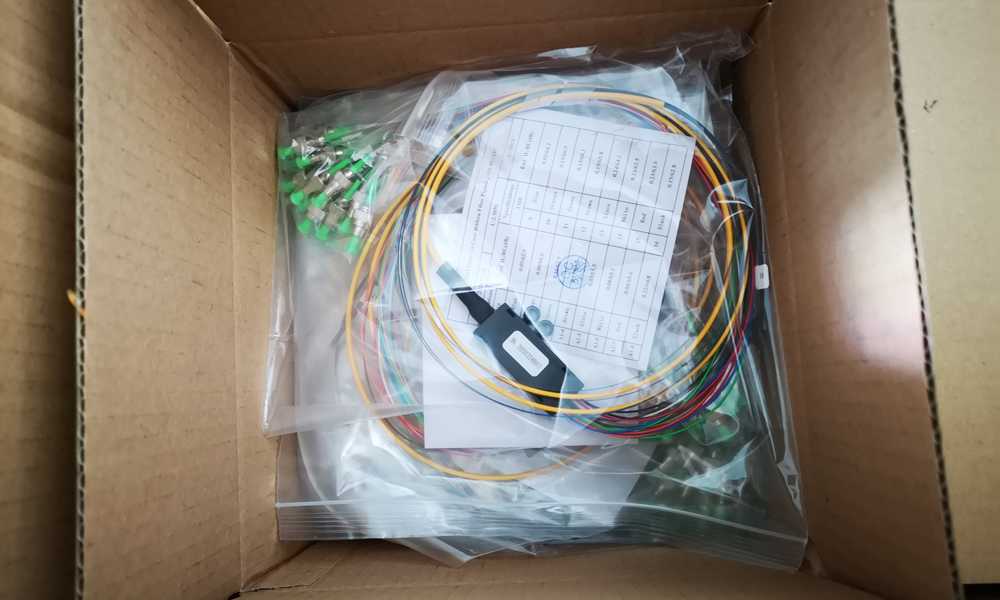 16 core ribbon fiber ofnr smf sc sm pigtail with breakout kit, om3 om4 compatible, fiber optic connector sc lc fc optional