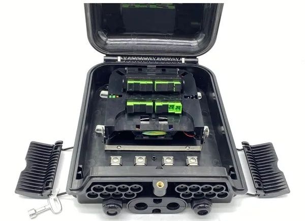 new black ip65 outdoor fdb fiber distribution box, 16 round ports, 4 cable entry, 1x16 1x8 splitter