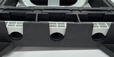 FDB FTTH box cable inlet mid span 1
