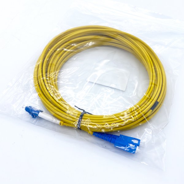 indoor short distance connection sc to lc single mode fiber patch cable duplex 3.0mm zipcord cable, 2 cores g.652d lszh jacket, 1m yellow