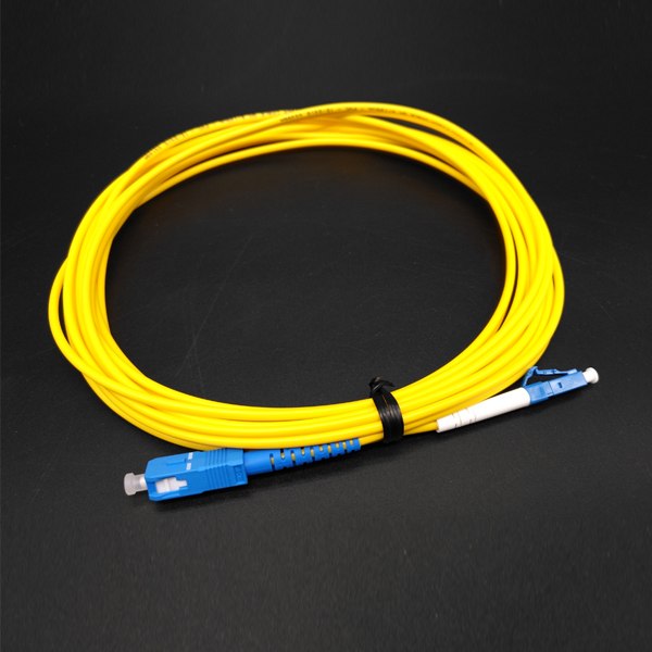 ftth terminal connection sc lc single mode patch cord, simplex g652d pvc 6m 3.0mm yellow cable, blue connectors