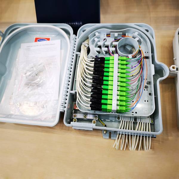 fdb0224c fiber optic distribution box outdoor