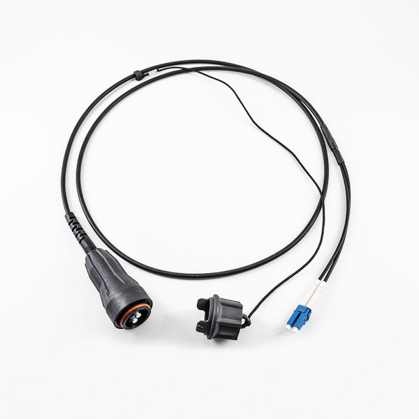 5g base station fullaxs duplex lc cable single mode 7mm g657a2 lszh, breakout 2.0mm lc/upc connector 50cm, il